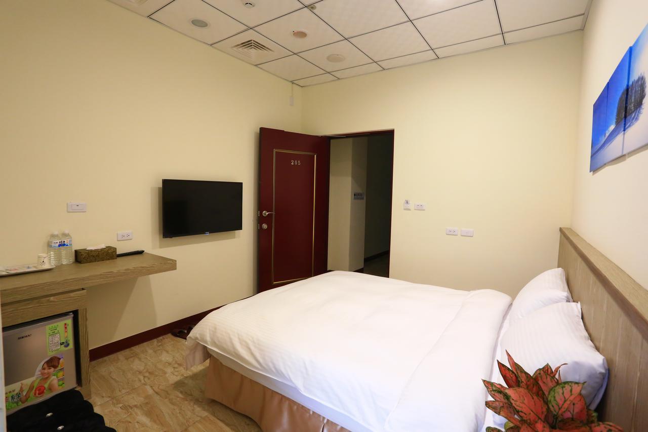 Changju Hotel-附免費停車位 Taitung المظهر الخارجي الصورة